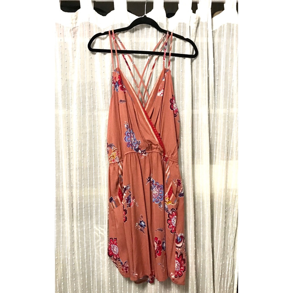 NWOT Strappy Sundress with POCKETS!